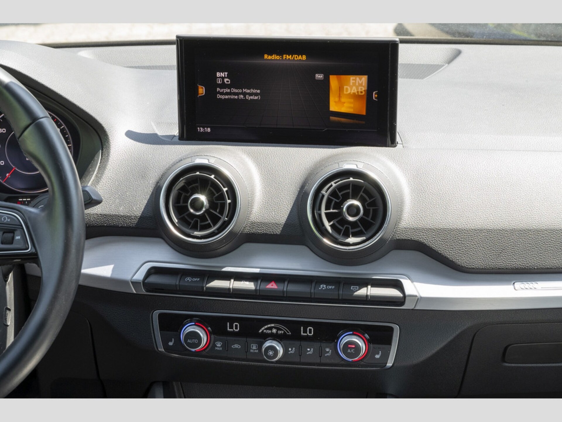 Audi Q2 S line