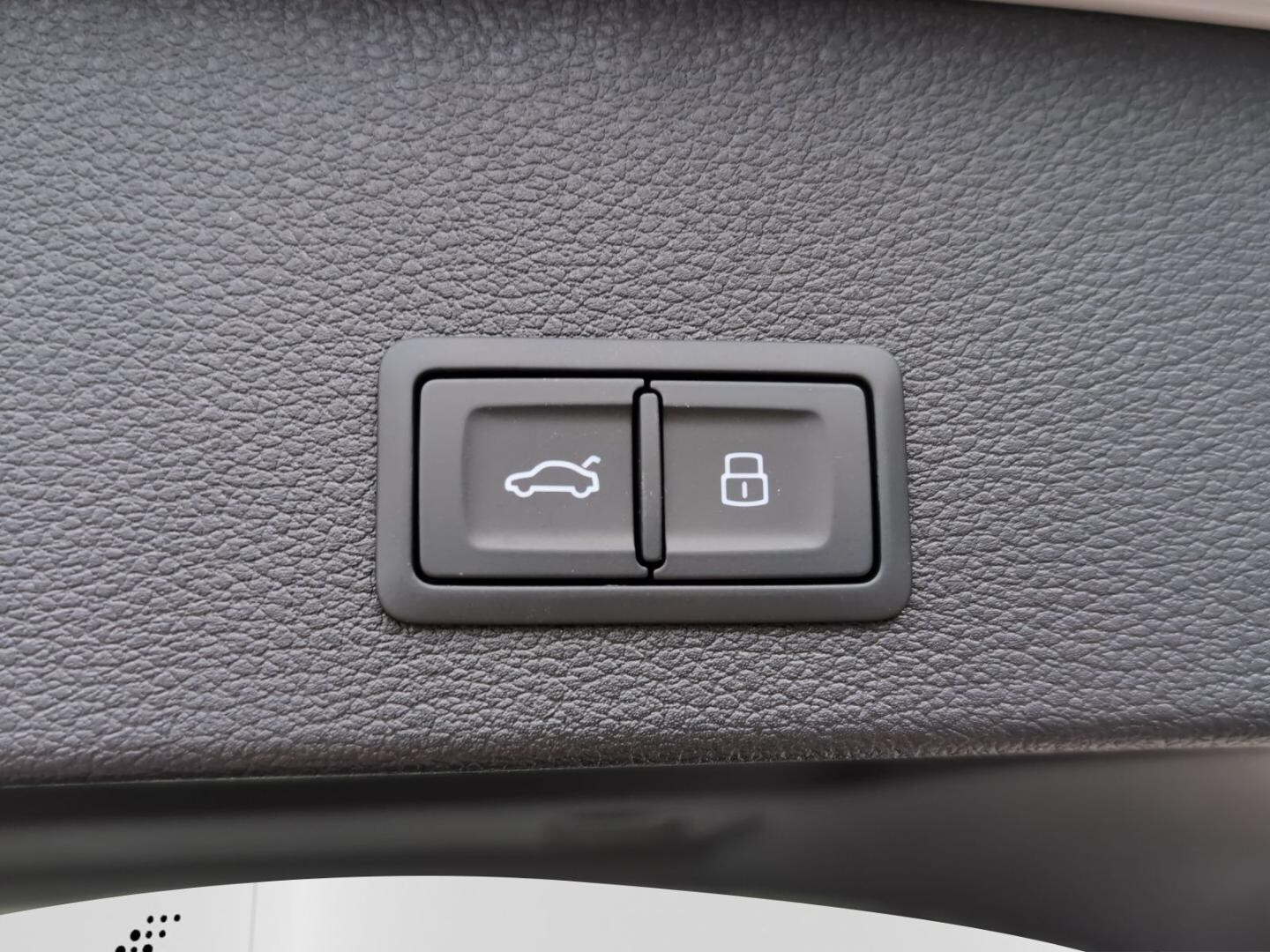 Bild über Audi Q2 advanced 35 TFSI S tronic - für weitere Informationen kontaktieren Sie den Audi Partner