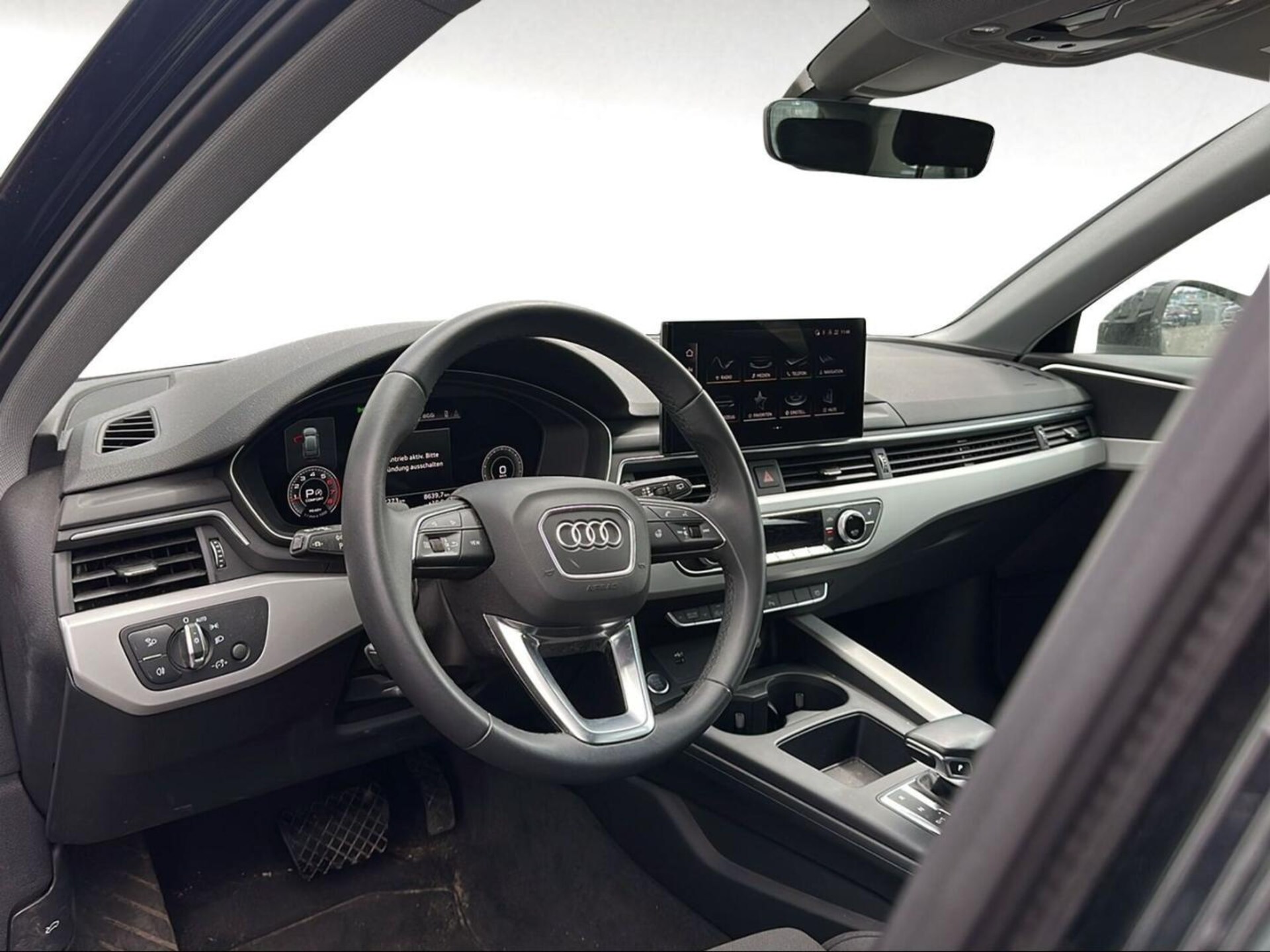 Audi A4 Avant S line