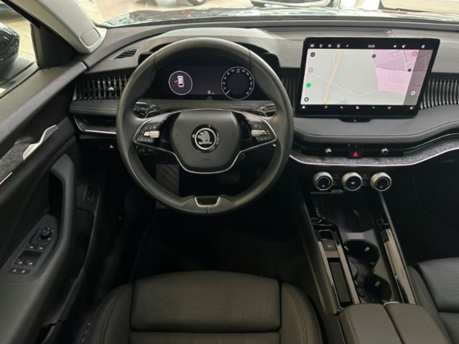 Škoda Superb Combi – Bild 18