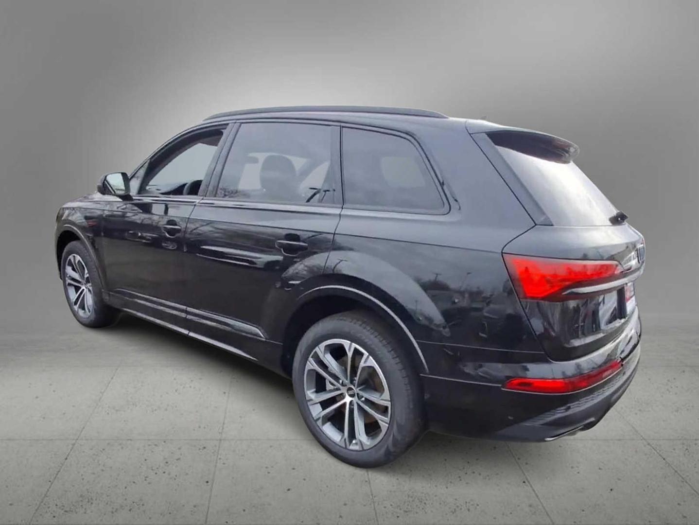 2026 Audi Q7 Premium - Photo 6