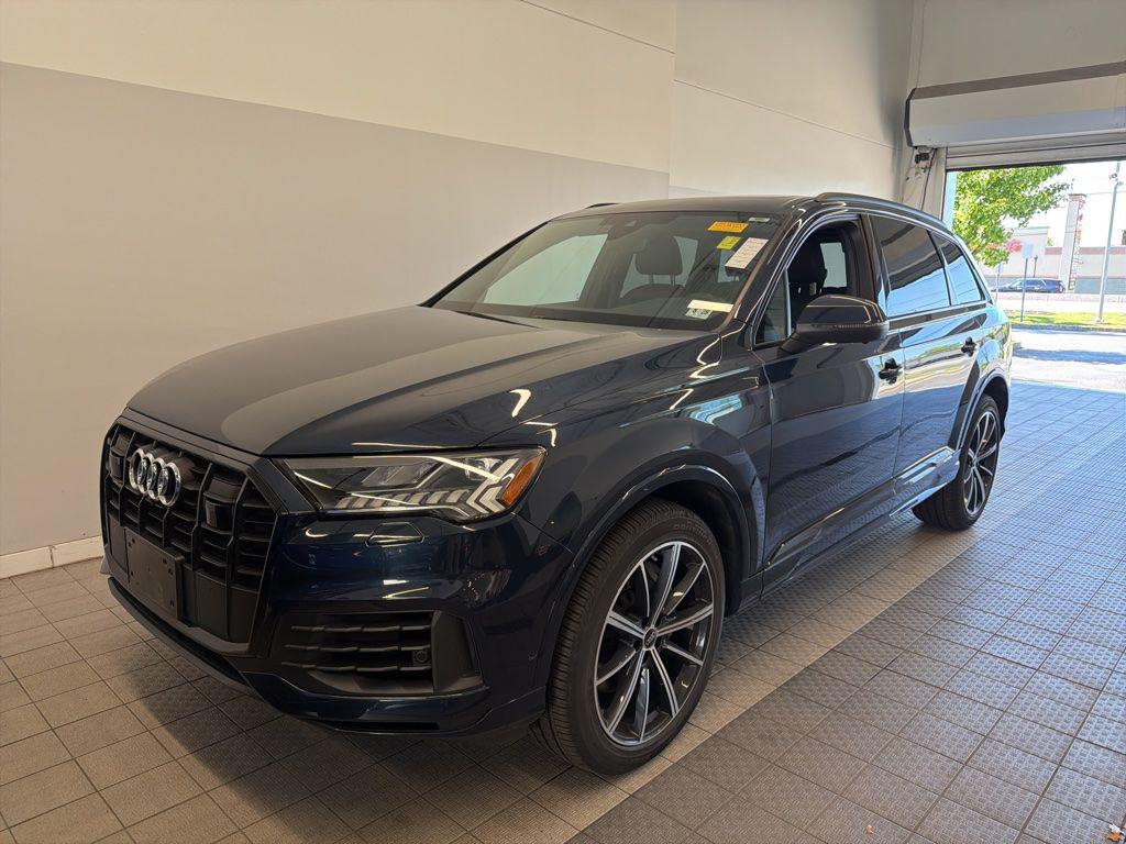 2023 Audi Q7 55 Premium Plus quattro Tiptronic's photo