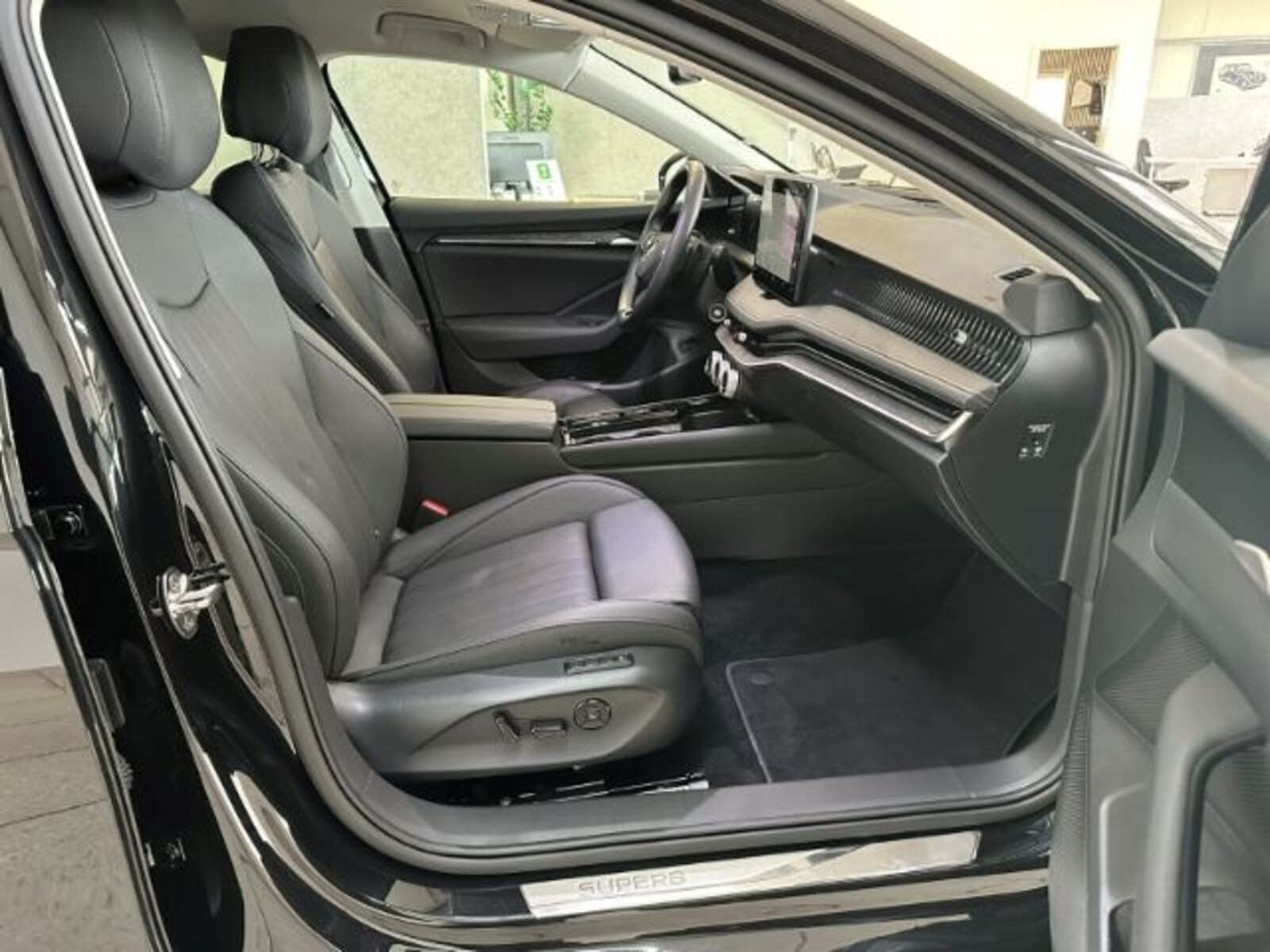 Škoda Superb Combi – Bild 19