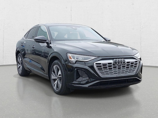 2024 Audi Q8 Sportback e-tron