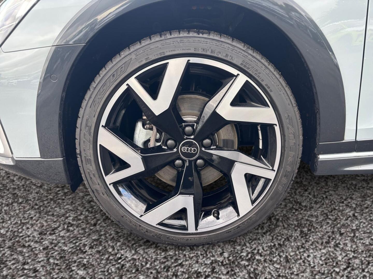 Bild über Audi A3 allstreet 35 TDI S tronic - für weitere Informationen kontaktieren Sie den Audi Partner