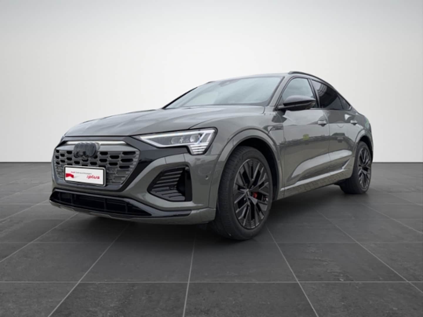 Bild über Audi Q8 Sportback e-tron S line 55 e-tron quattro - für weitere Informationen kontaktieren Sie den Audi Partner