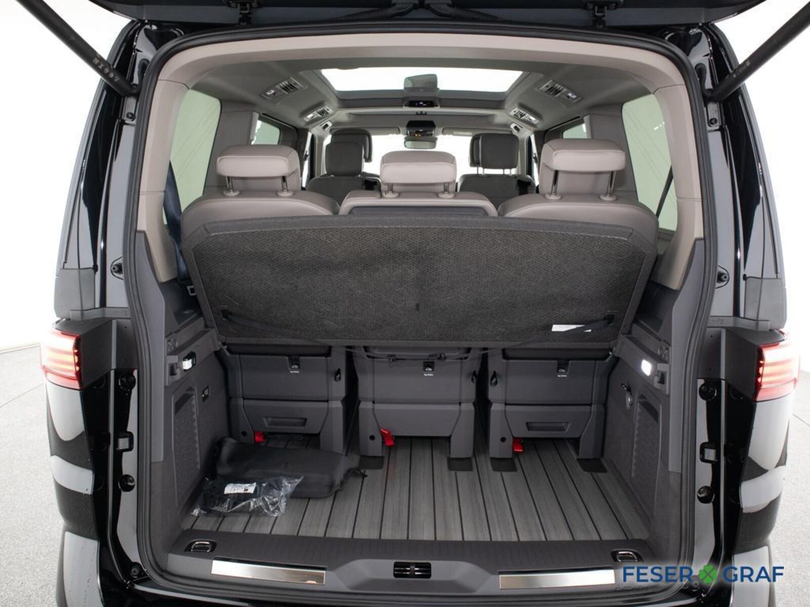 Volkswagen Multivan Langversion – Bild 11