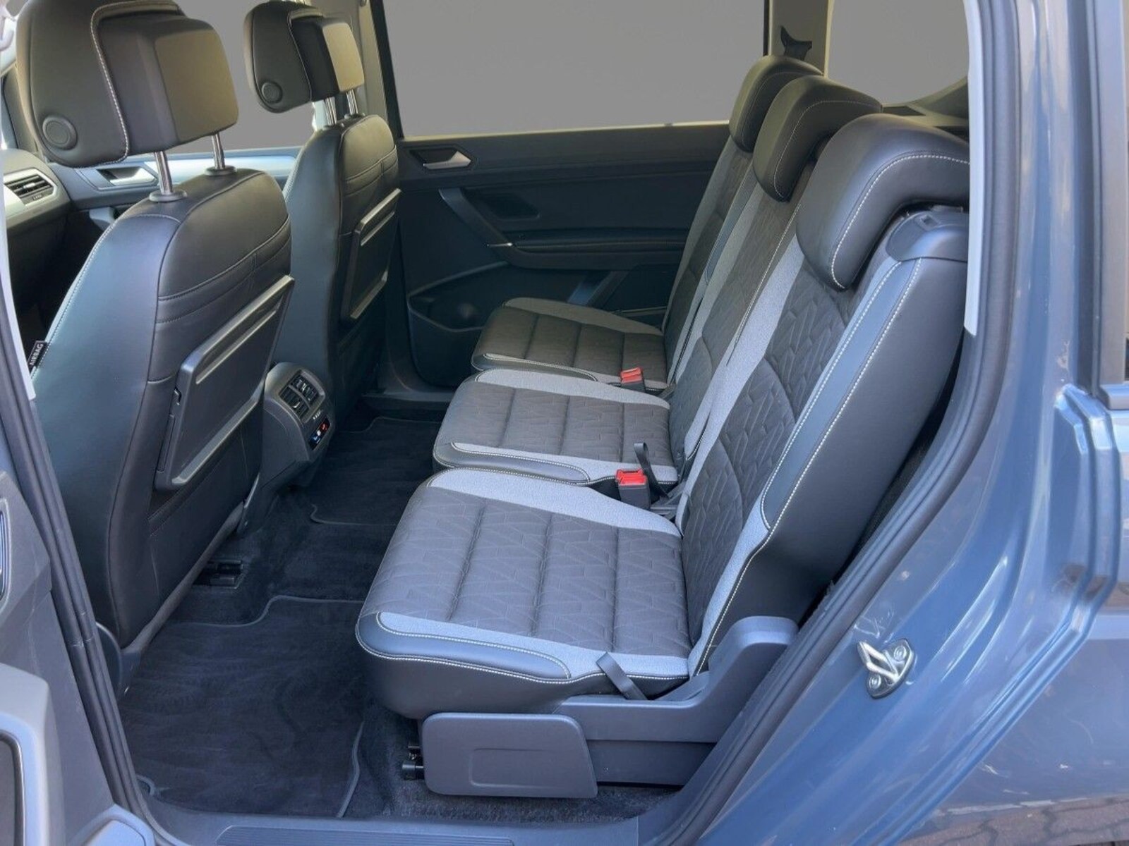 Volkswagen Touran – Bild 9
