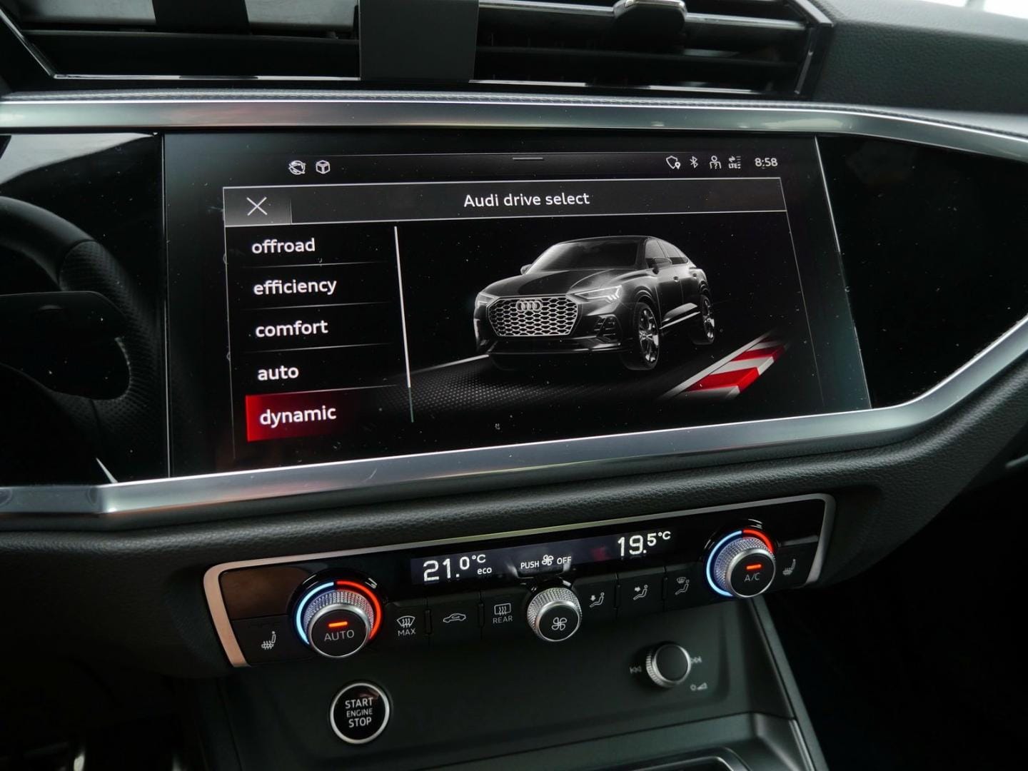 Bild über Audi Q3 Sportback S line 35 TFSI S tronic - für weitere Informationen kontaktieren Sie den Audi Partner