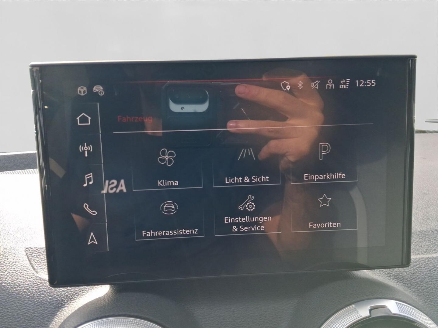Bild über Audi Q2 advanced 30 TDI Schaltgetriebe - für weitere Informationen kontaktieren Sie den Audi Partner