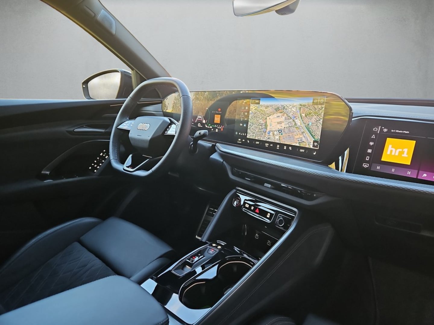 Bild über Audi Q5 Sportback e-hybrid e-hybrid quattro 220 kW S tronic - für weitere Informationen kontaktieren Sie den Audi Partner