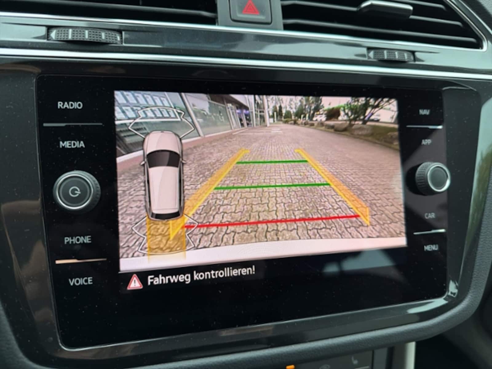 Volkswagen Tiguan – Bild 14