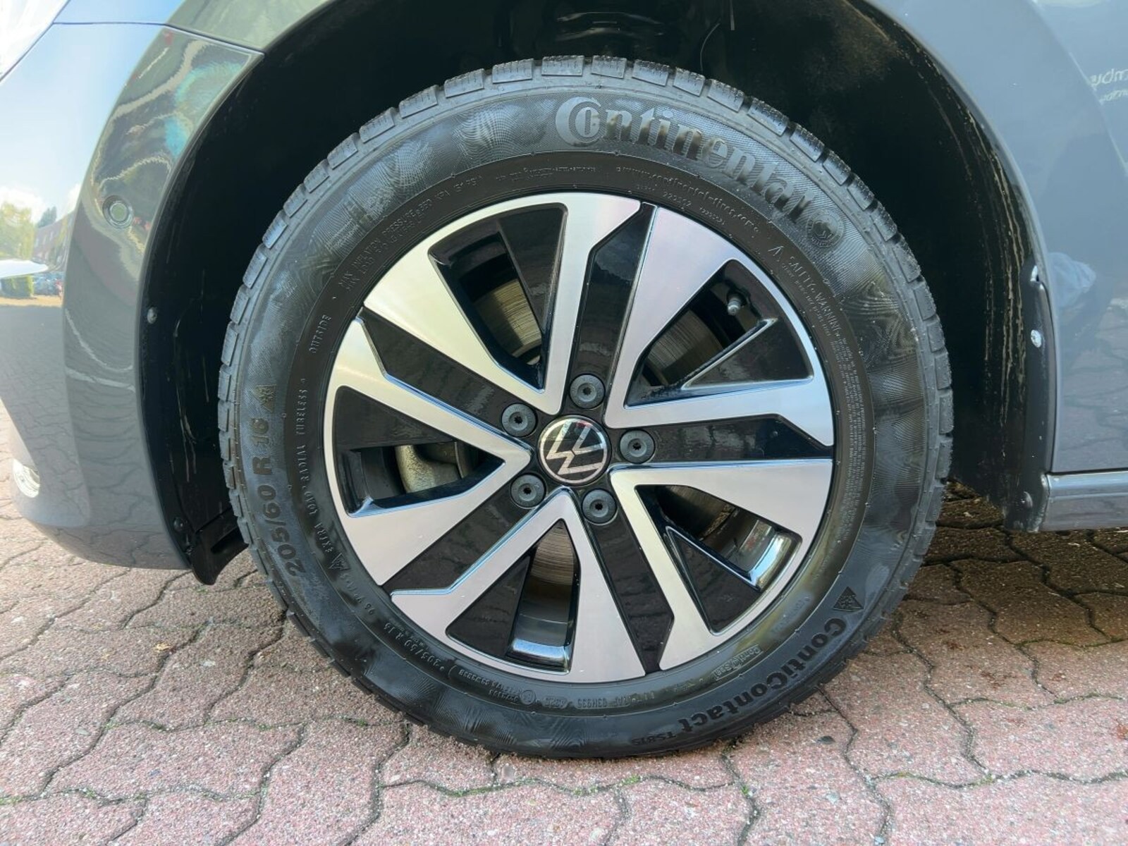 Volkswagen Touran – Bild 14