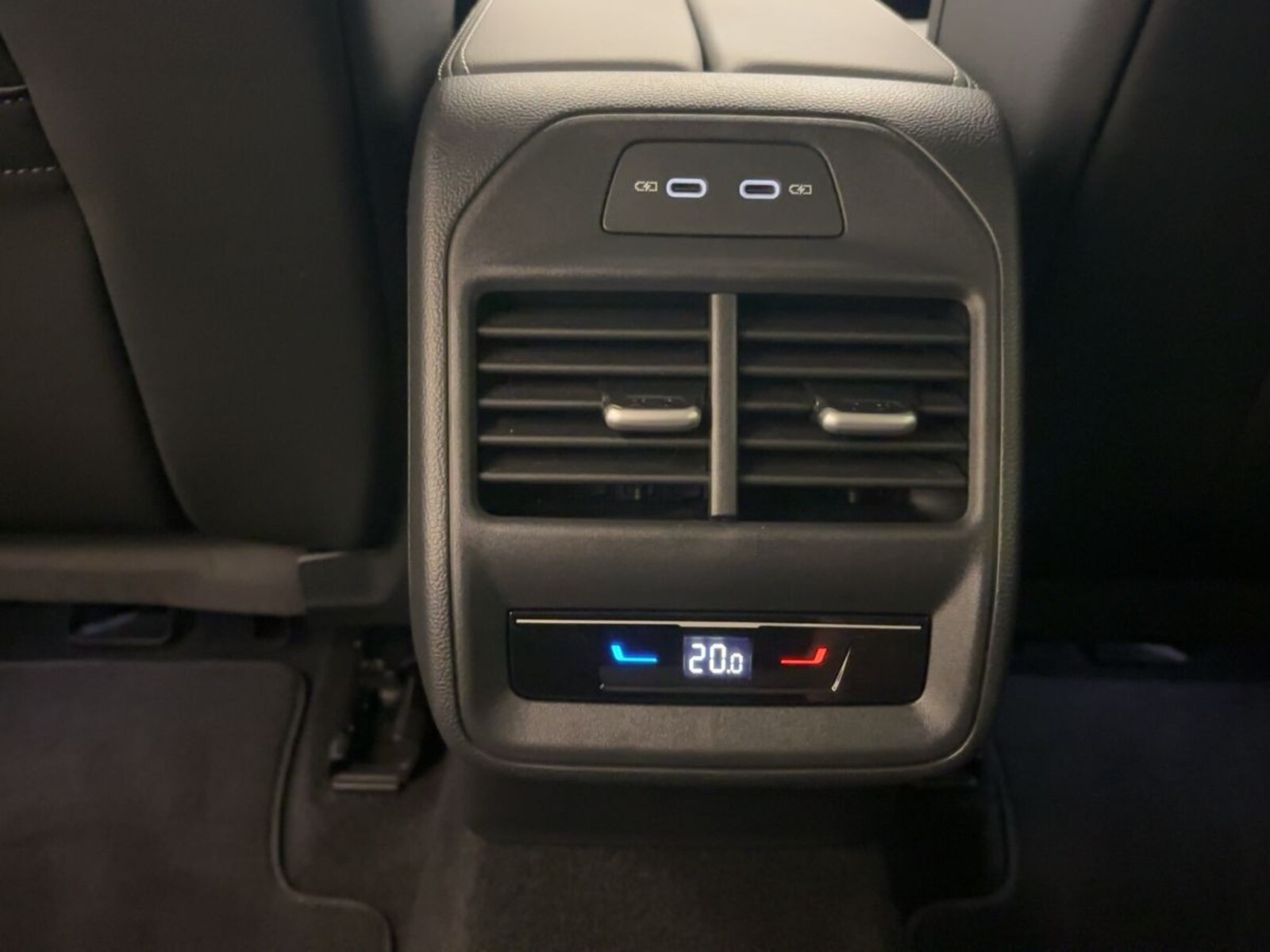 Volkswagen Passat – Bild 14