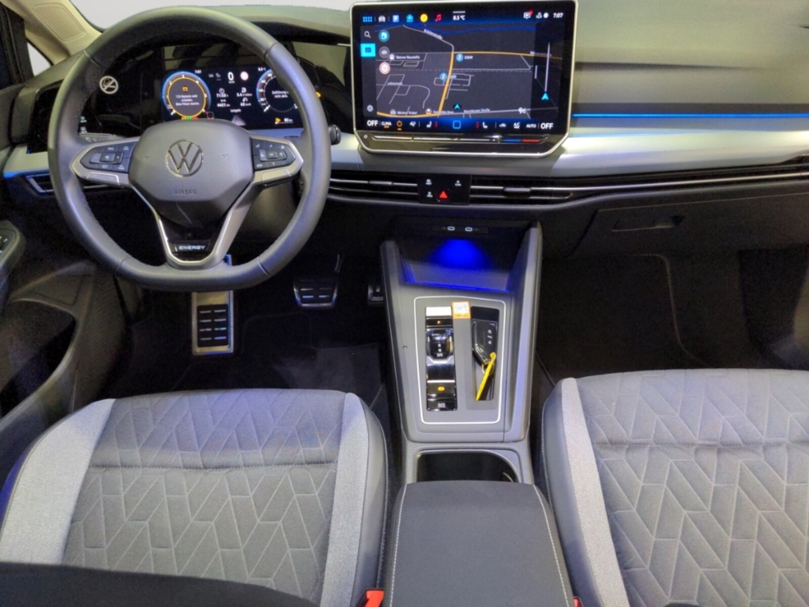 Volkswagen Golf Variant – Bild 9