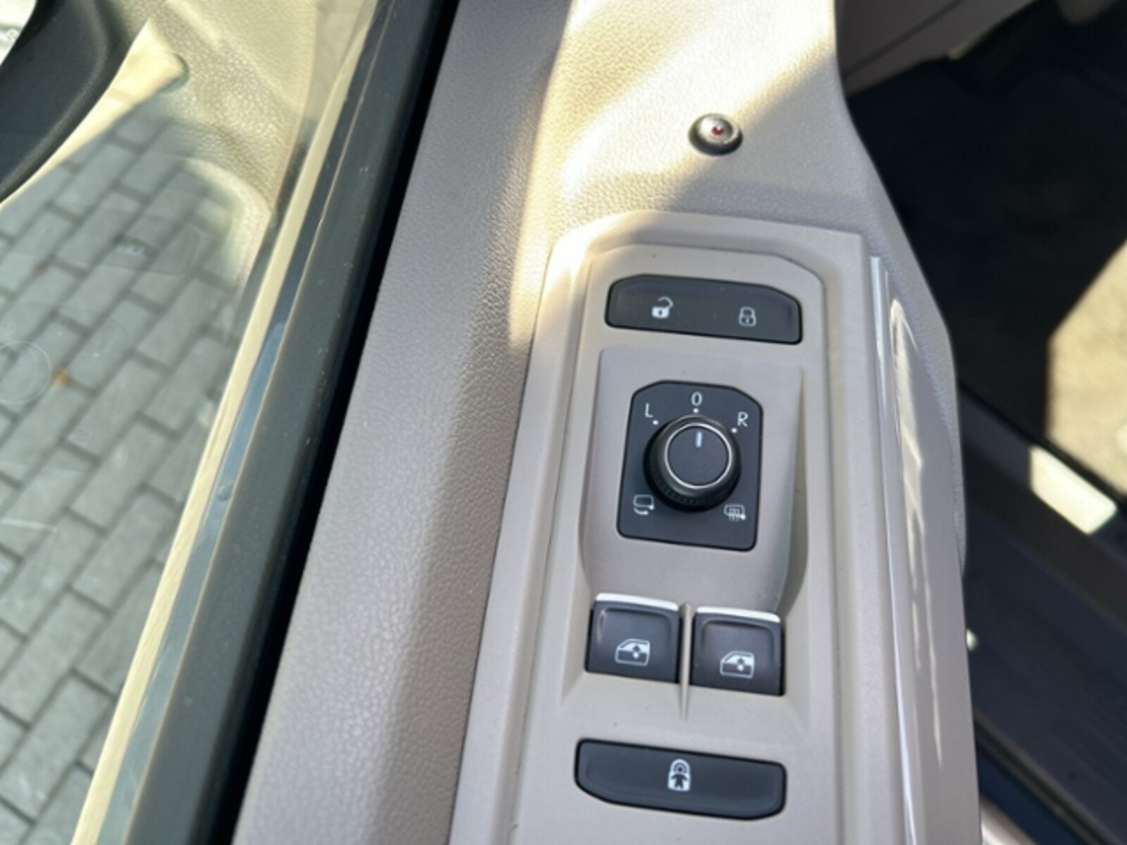 Volkswagen Multivan Langversion – Bild 14