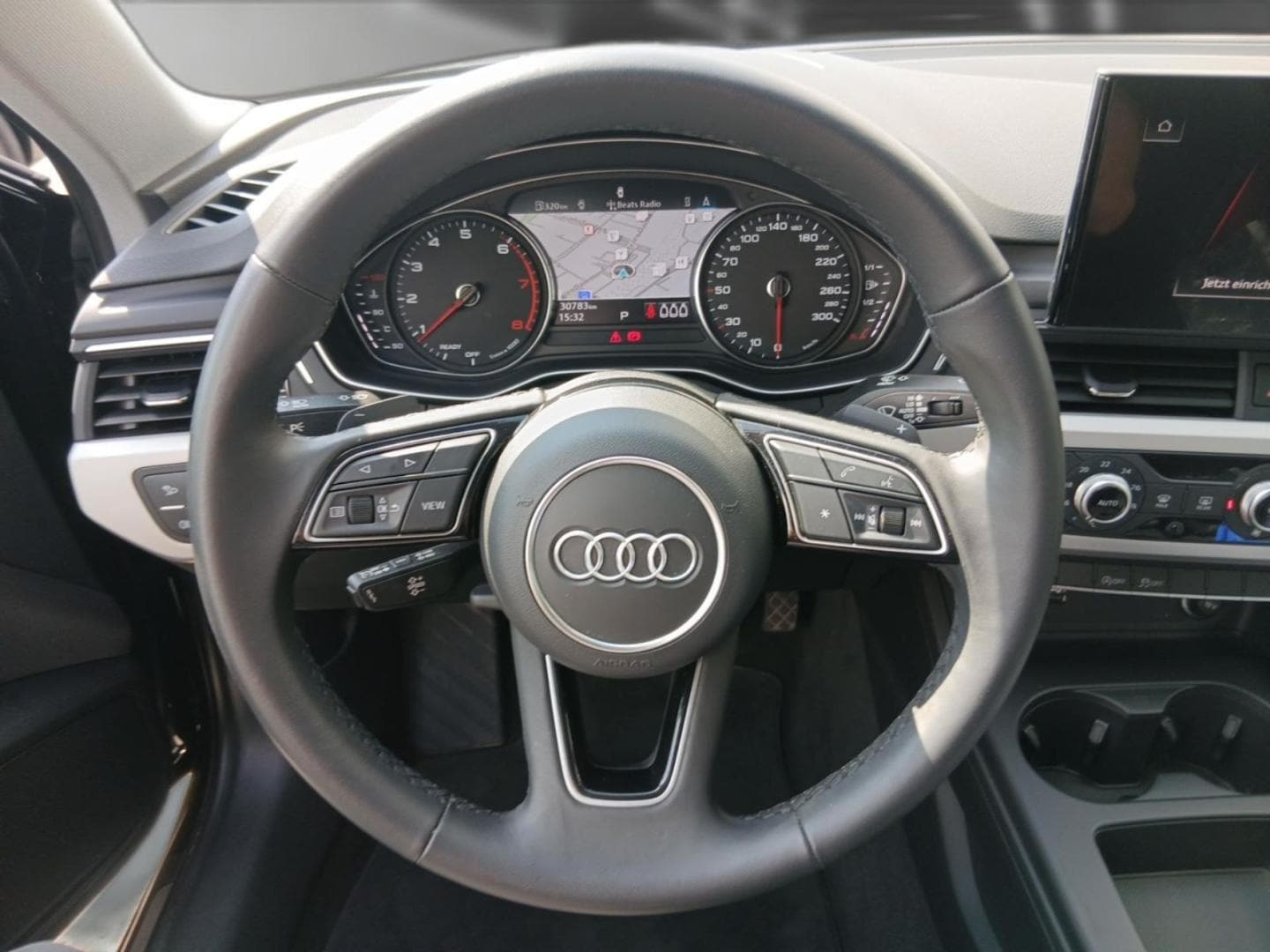 Bild über Audi A4 Avant 35 TFSI S tronic - für weitere Informationen kontaktieren Sie den Audi Partner