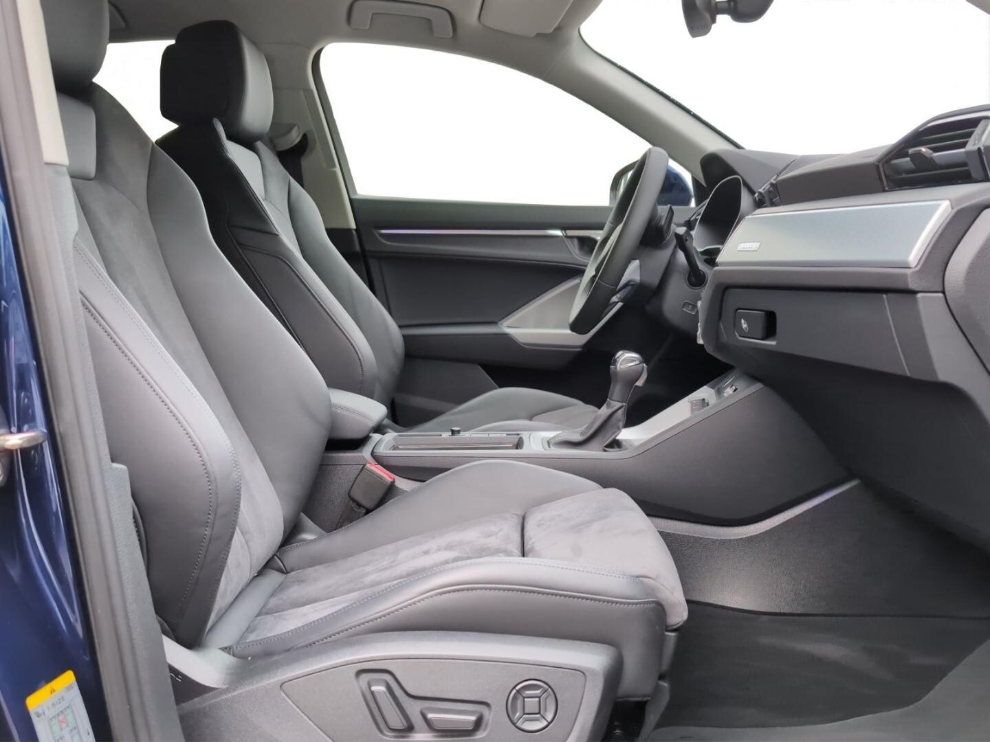 Bild über Audi Q3 Sportback TFSI quattro 140 kW S tronic - für weitere Informationen kontaktieren Sie den Audi Partner