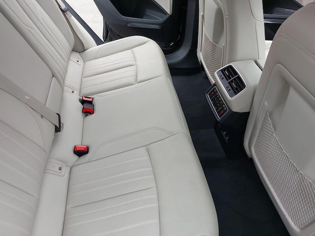 2024 Audi Q8 Sportback e-tron Premium Plus - Photo 11