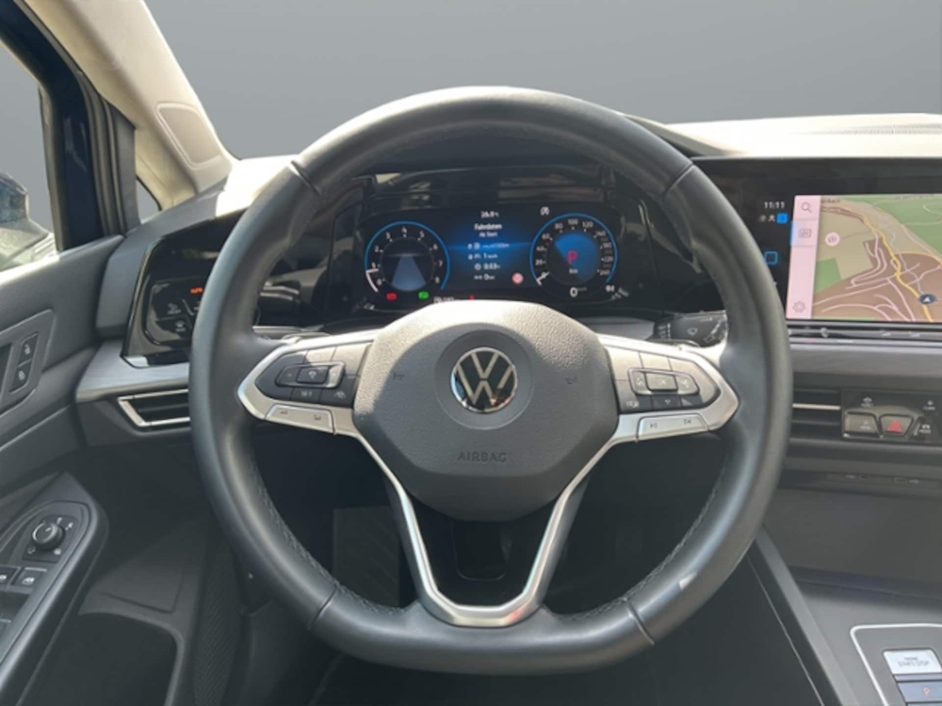Volkswagen Golf Style