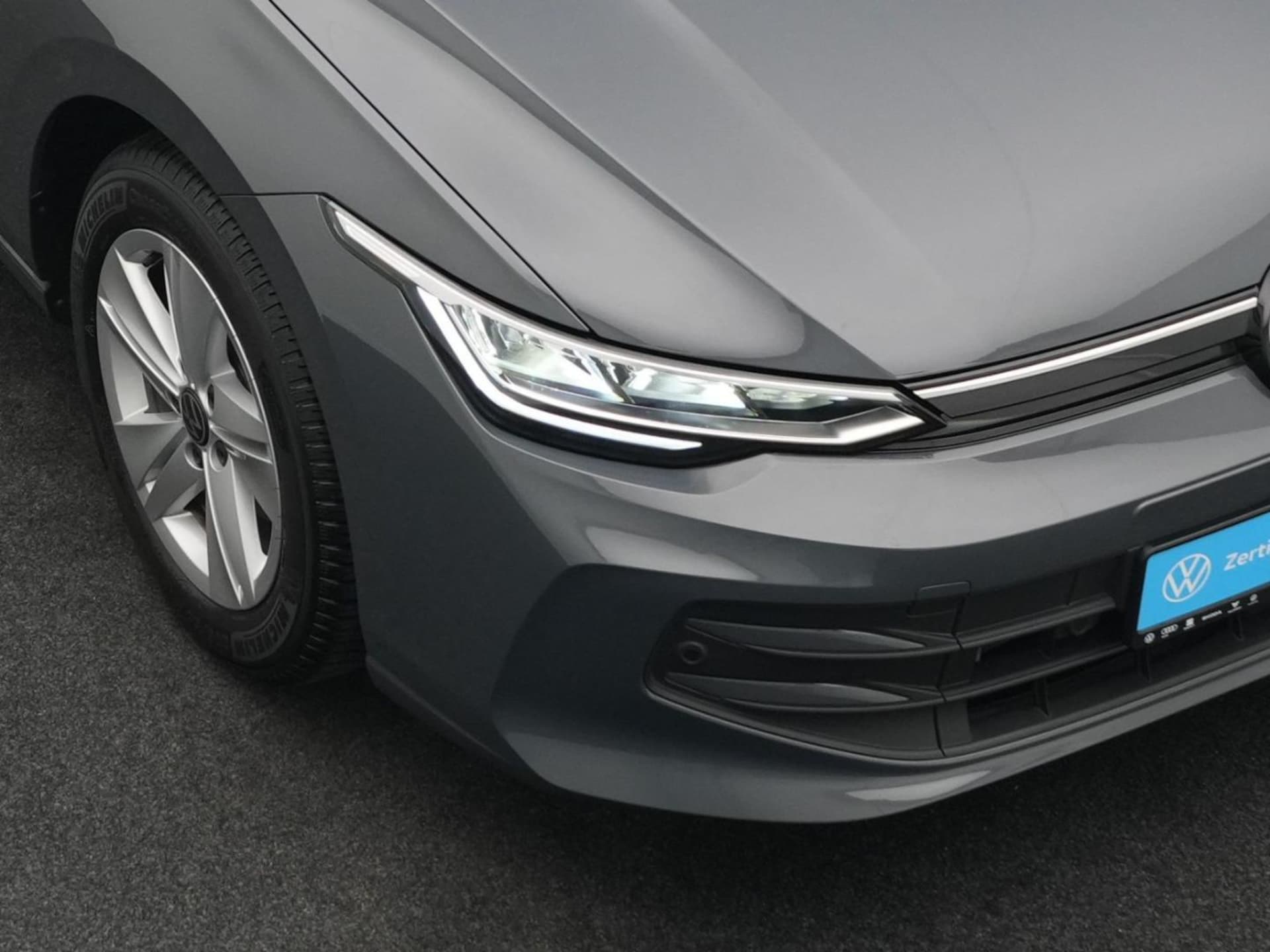 Volkswagen Golf Variant Life