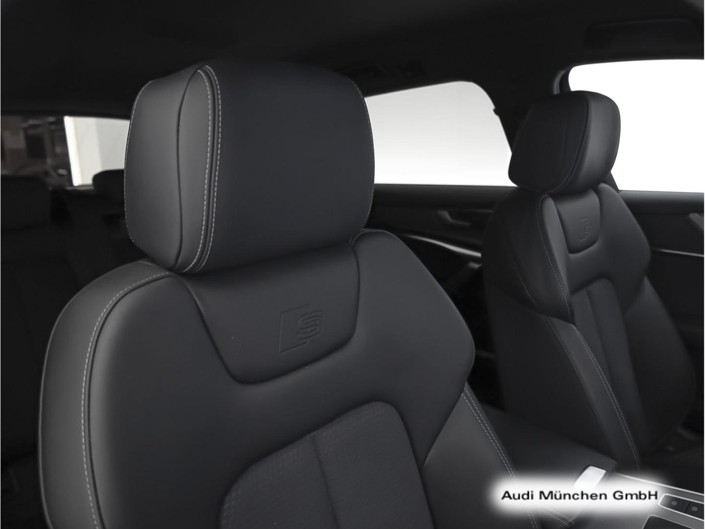 Bild über Audi S6 Avant TDI quattro tiptronic - für weitere Informationen kontaktieren Sie den Audi Partner