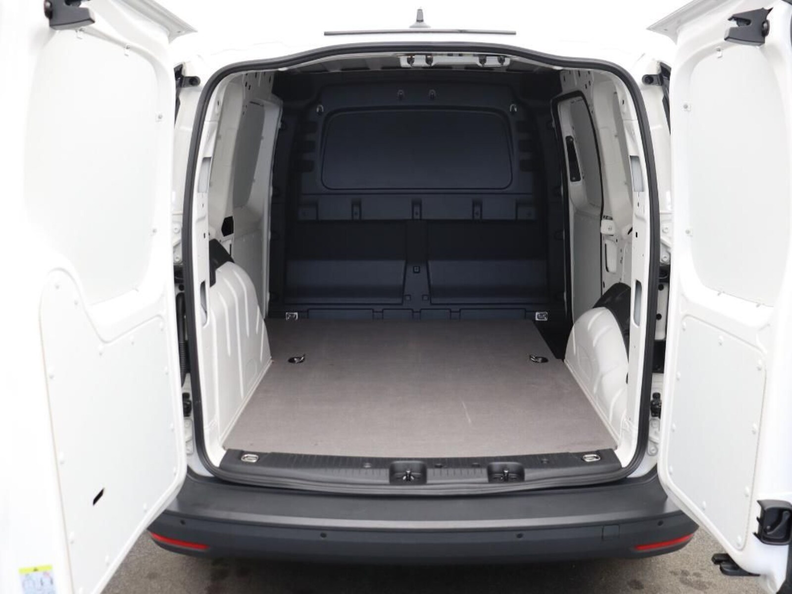 Volkswagen Caddy Cargo – Bild 7
