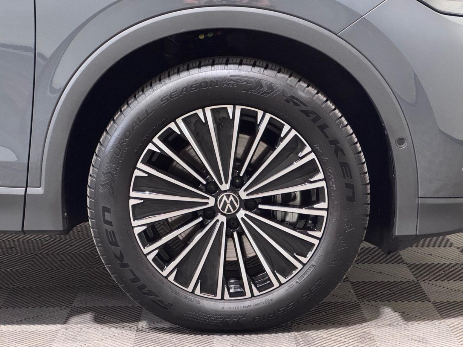 Volkswagen Tiguan – Bild 18
