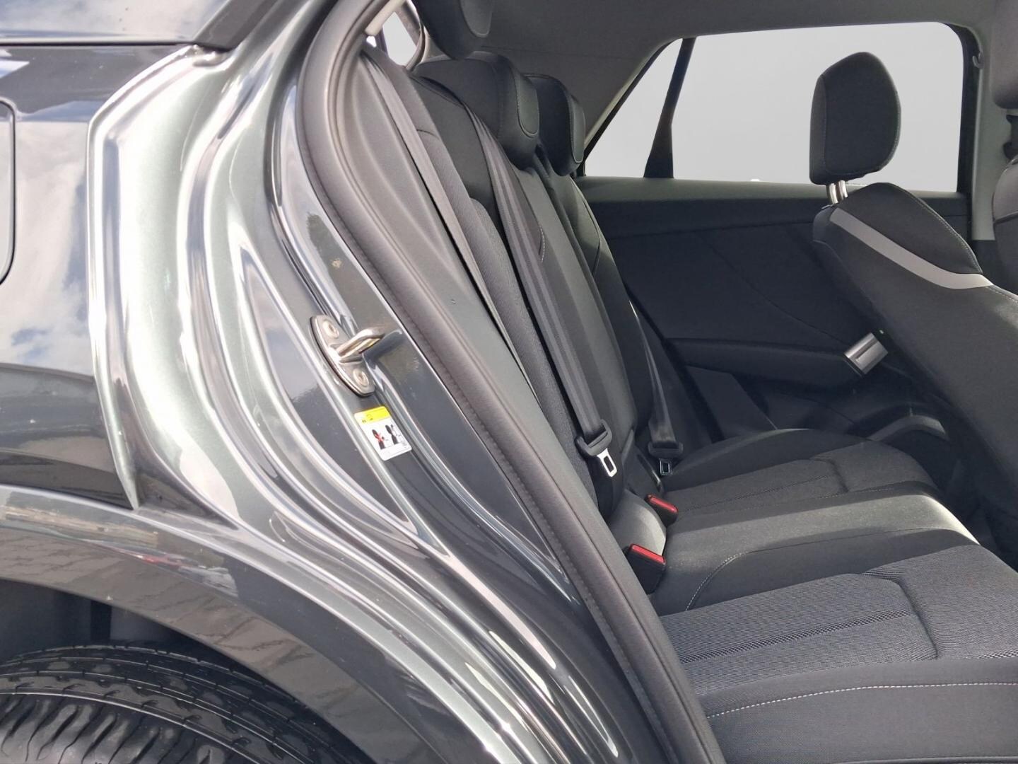 Bild über Audi Q2 advanced 30 TDI Schaltgetriebe - für weitere Informationen kontaktieren Sie den Audi Partner