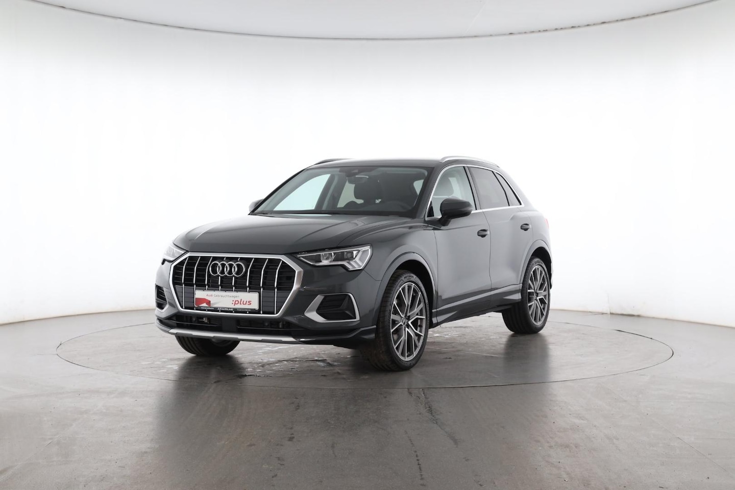 Bild über Audi Q3 TFSI 110 kW S tronic - für weitere Informationen kontaktieren Sie den Audi Partner
