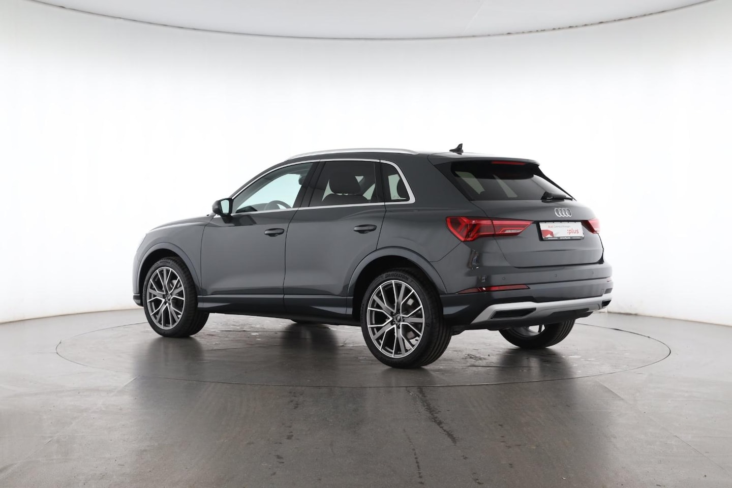 Bild über Audi Q3 TFSI 110 kW S tronic - für weitere Informationen kontaktieren Sie den Audi Partner