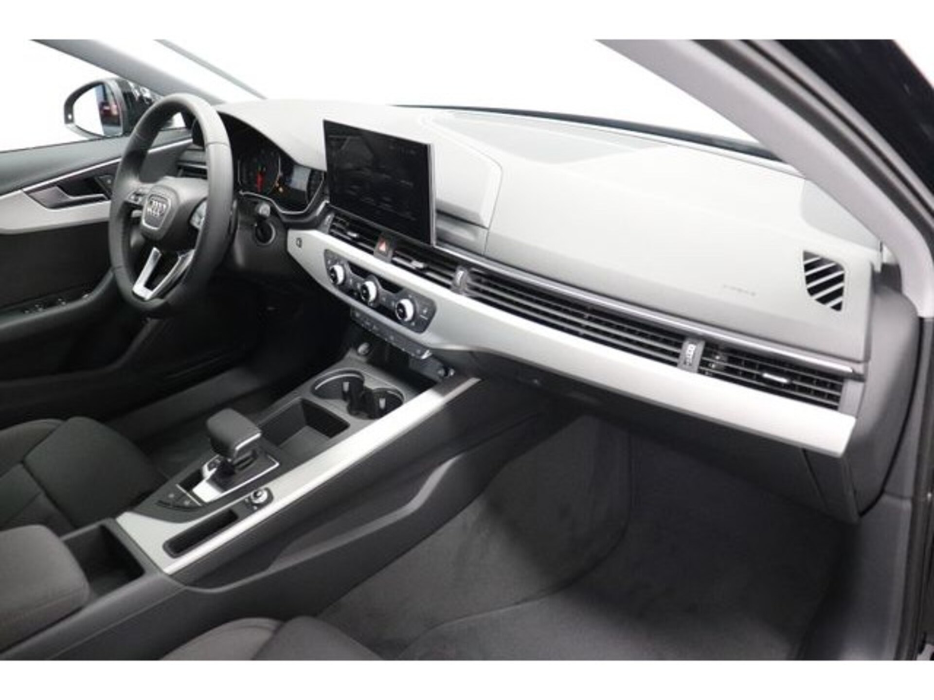 Audi A4 Avant Advanced