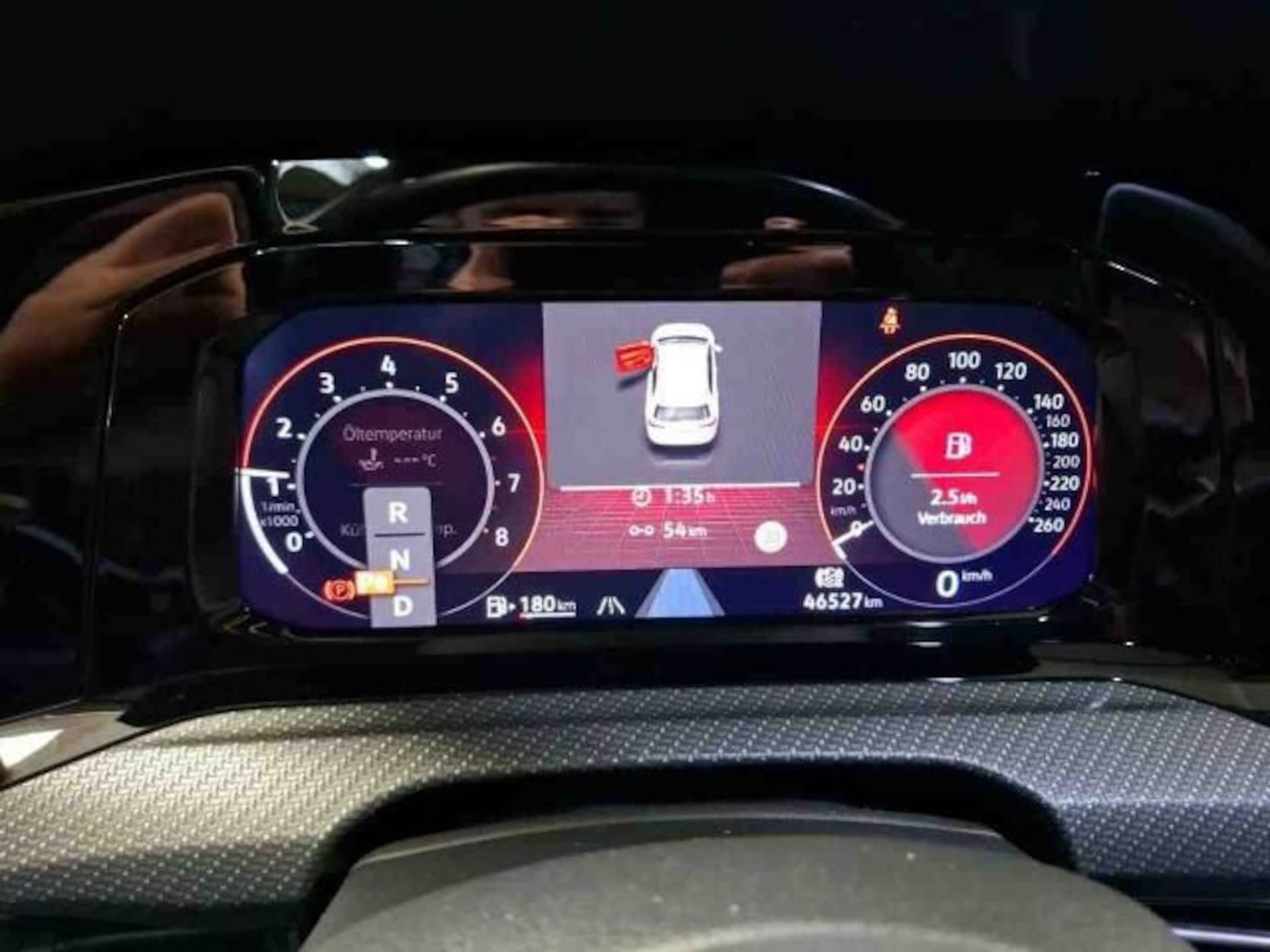 Volkswagen Golf R-Line