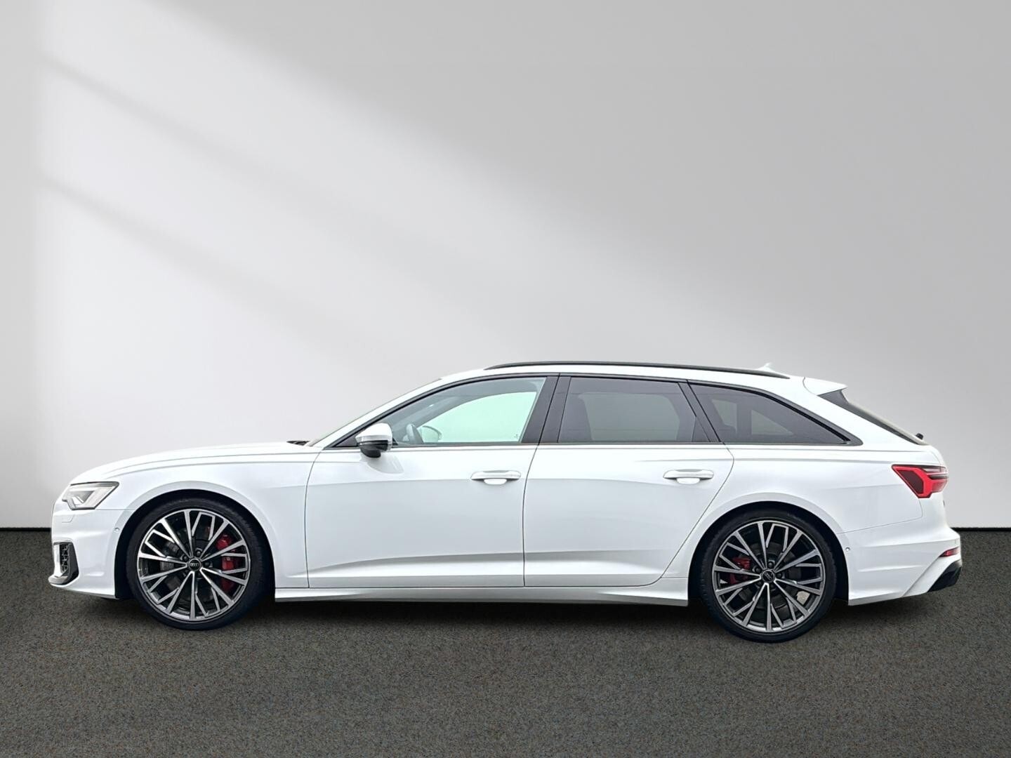Bild über Audi S6 Avant TDI quattro tiptronic - für weitere Informationen kontaktieren Sie den Audi Partner