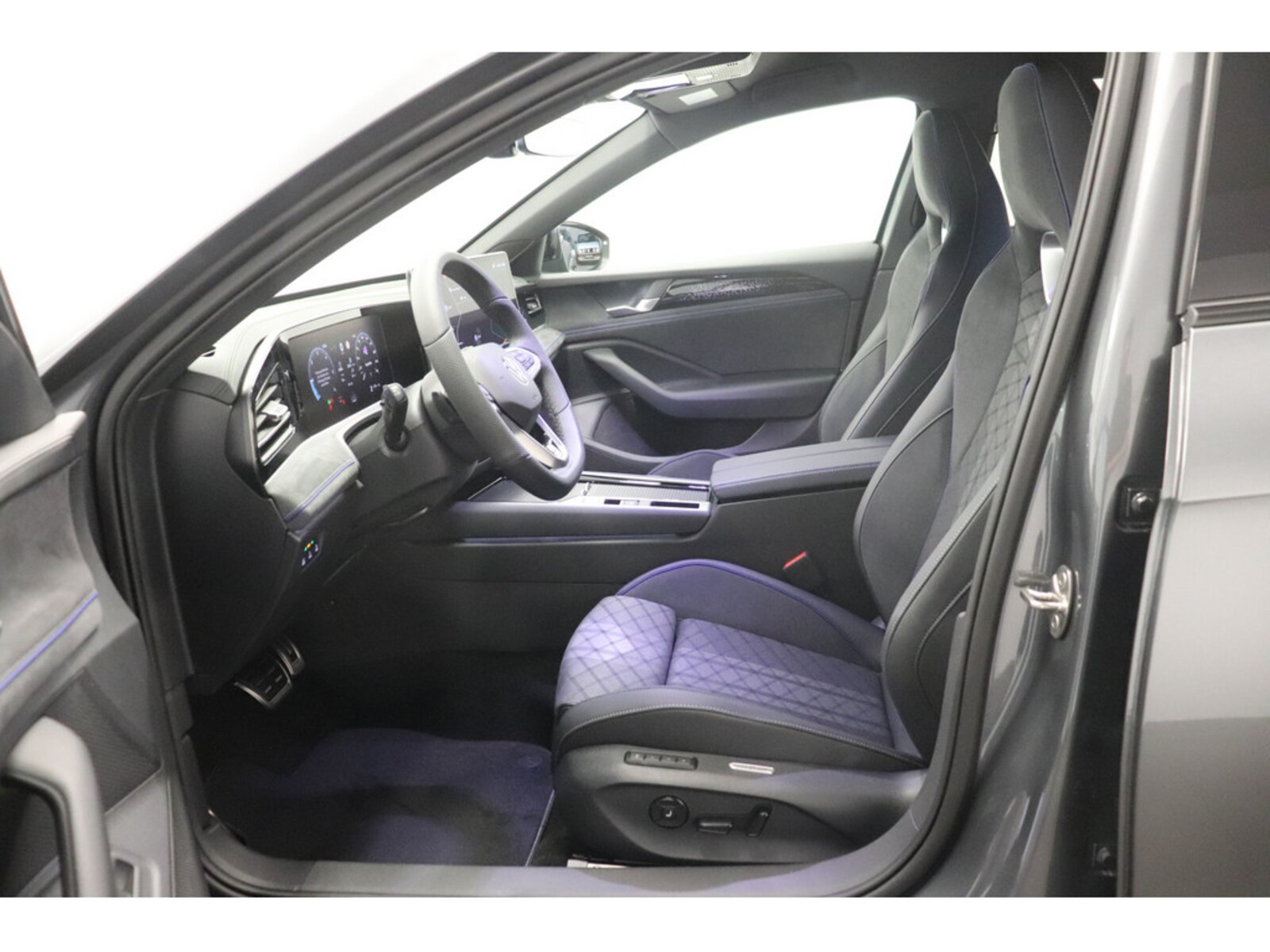 Volkswagen Passat – Bild 10