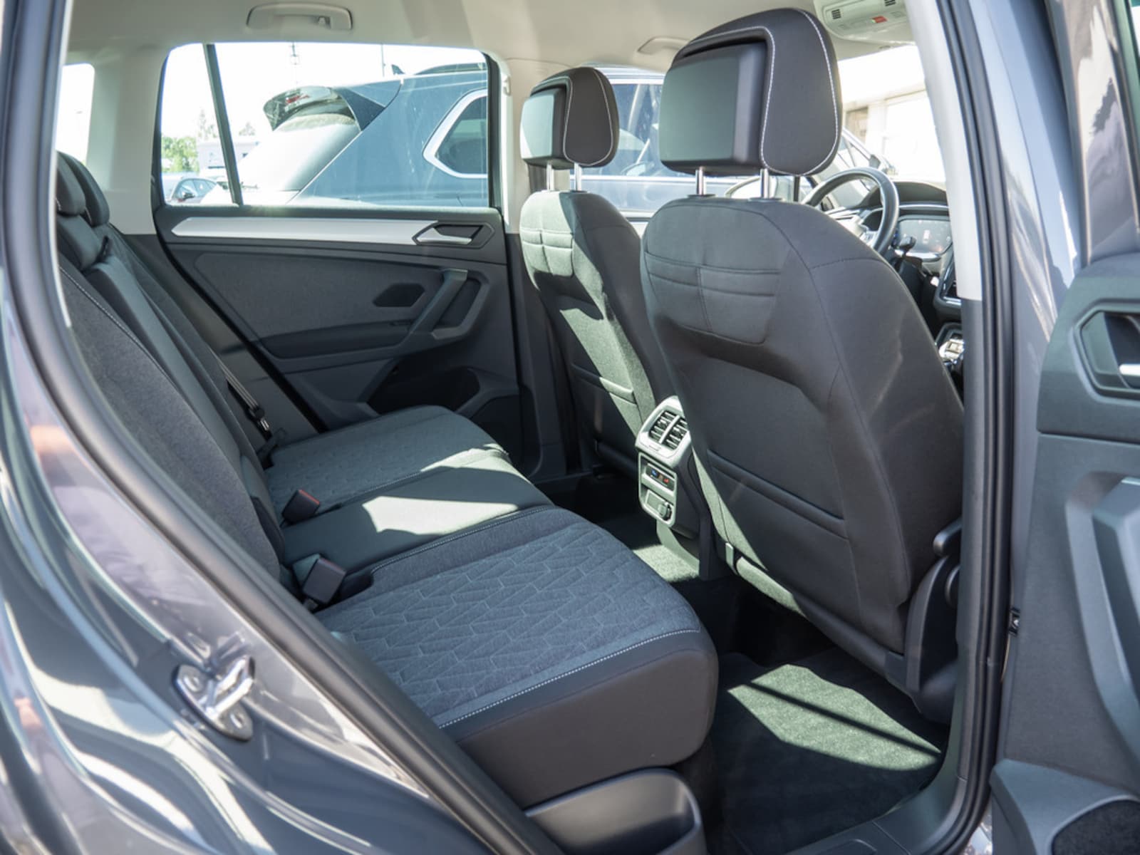 Volkswagen Tiguan – Bild 4