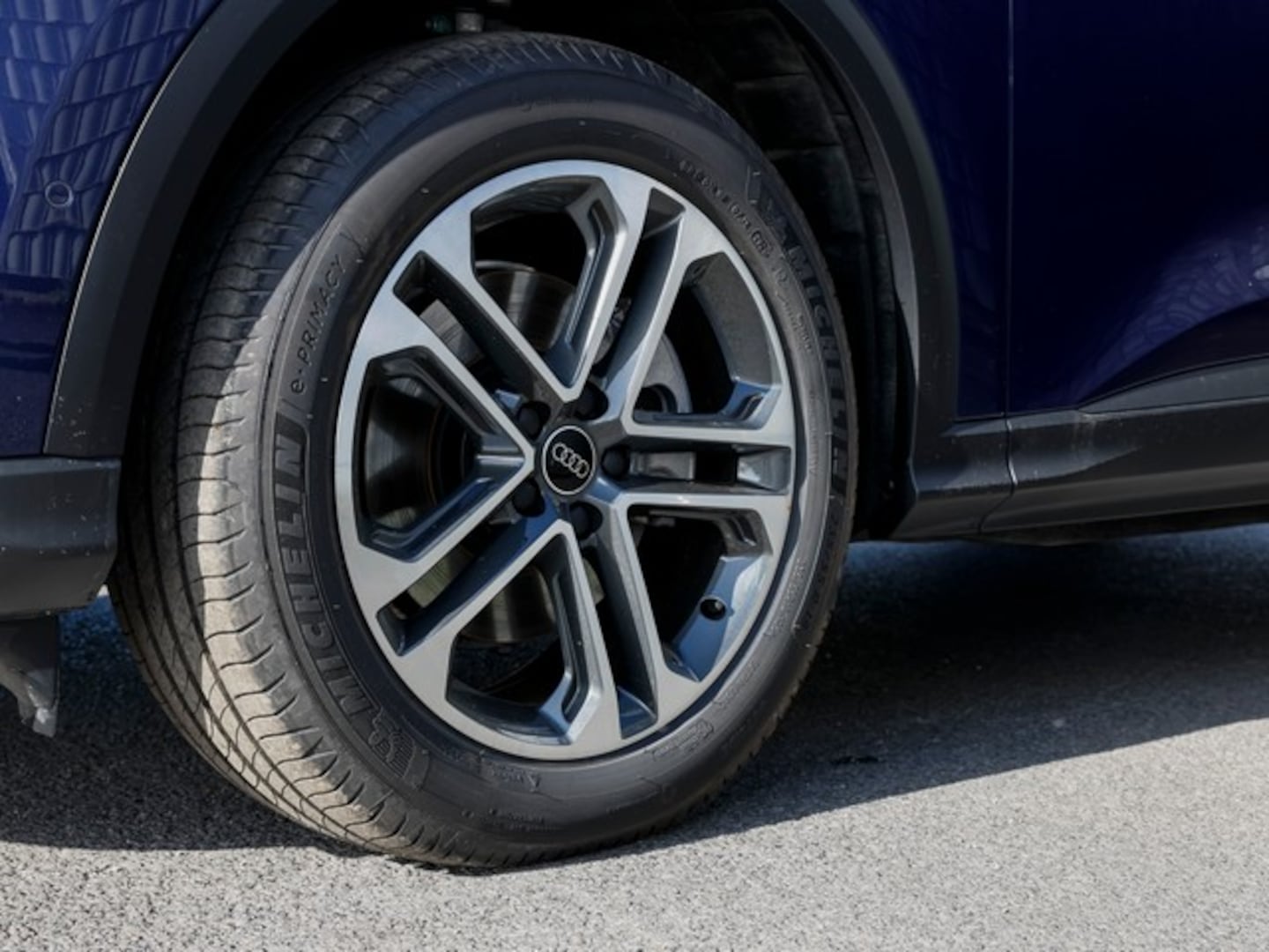 Bild über Audi Q5 SUV TFSI quattro 150 kW S tronic - für weitere Informationen kontaktieren Sie den Audi Partner