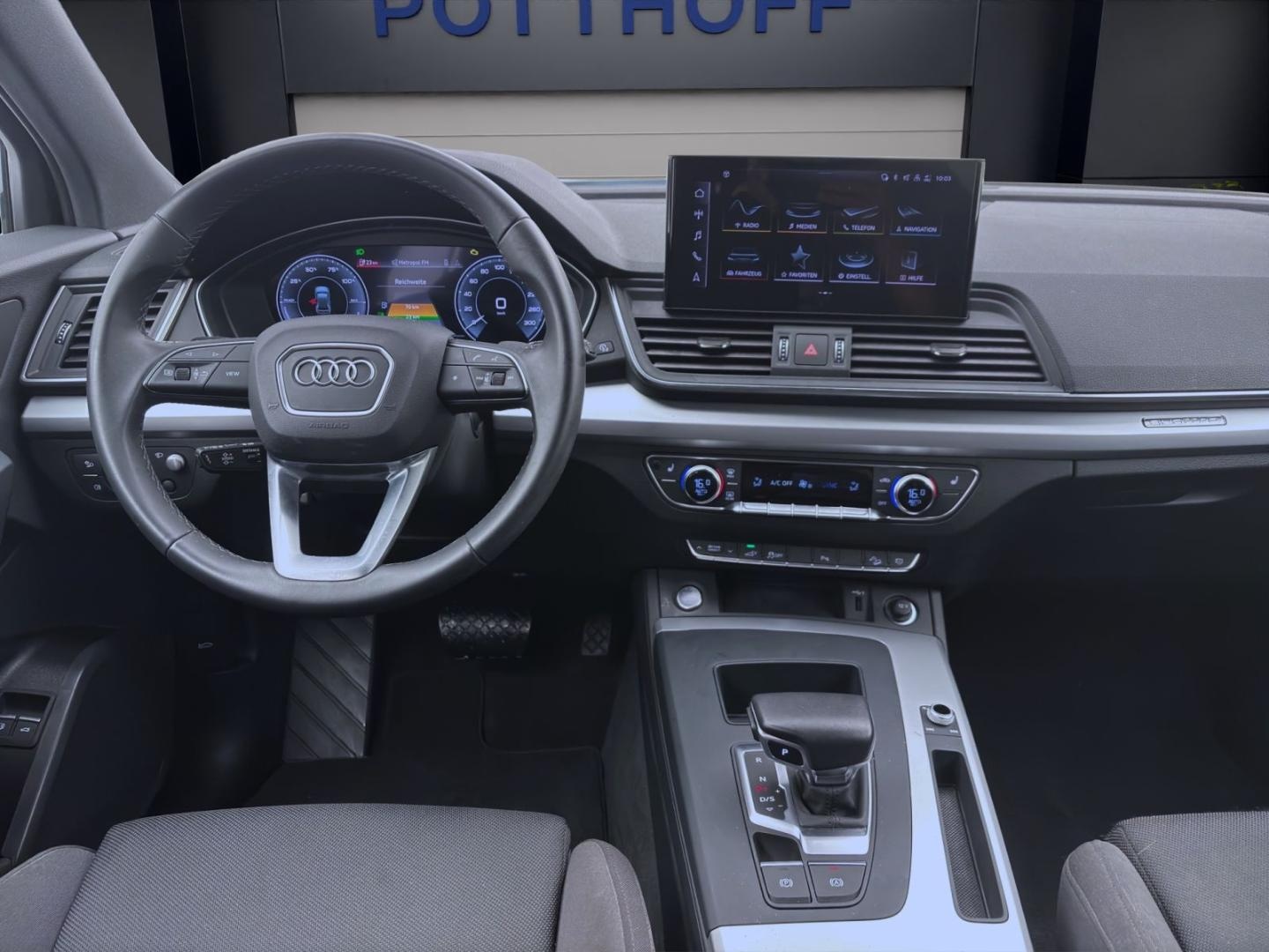 Bild über Audi Q5 TFSI e S line 55 TFSI e quattro S tronic - für weitere Informationen kontaktieren Sie den Audi Partner