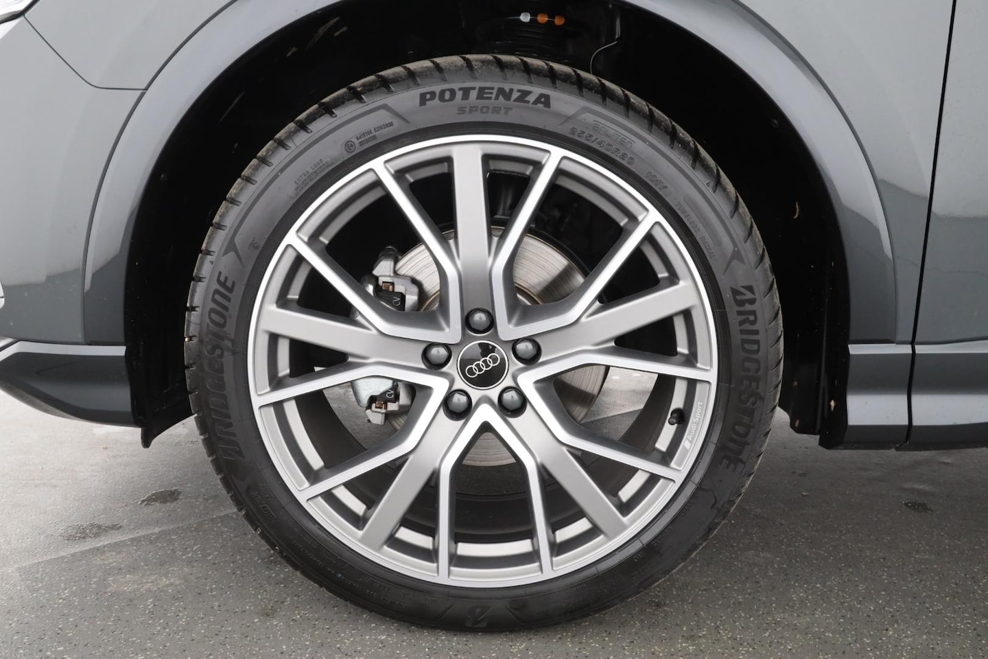 Bild über Audi Q3 TFSI 110 kW S tronic - für weitere Informationen kontaktieren Sie den Audi Partner