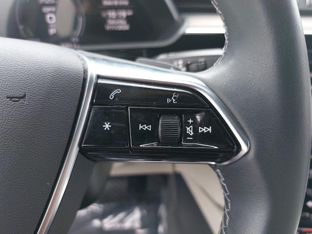 2024 Audi Q8 Sportback e-tron Premium Plus - Photo 18