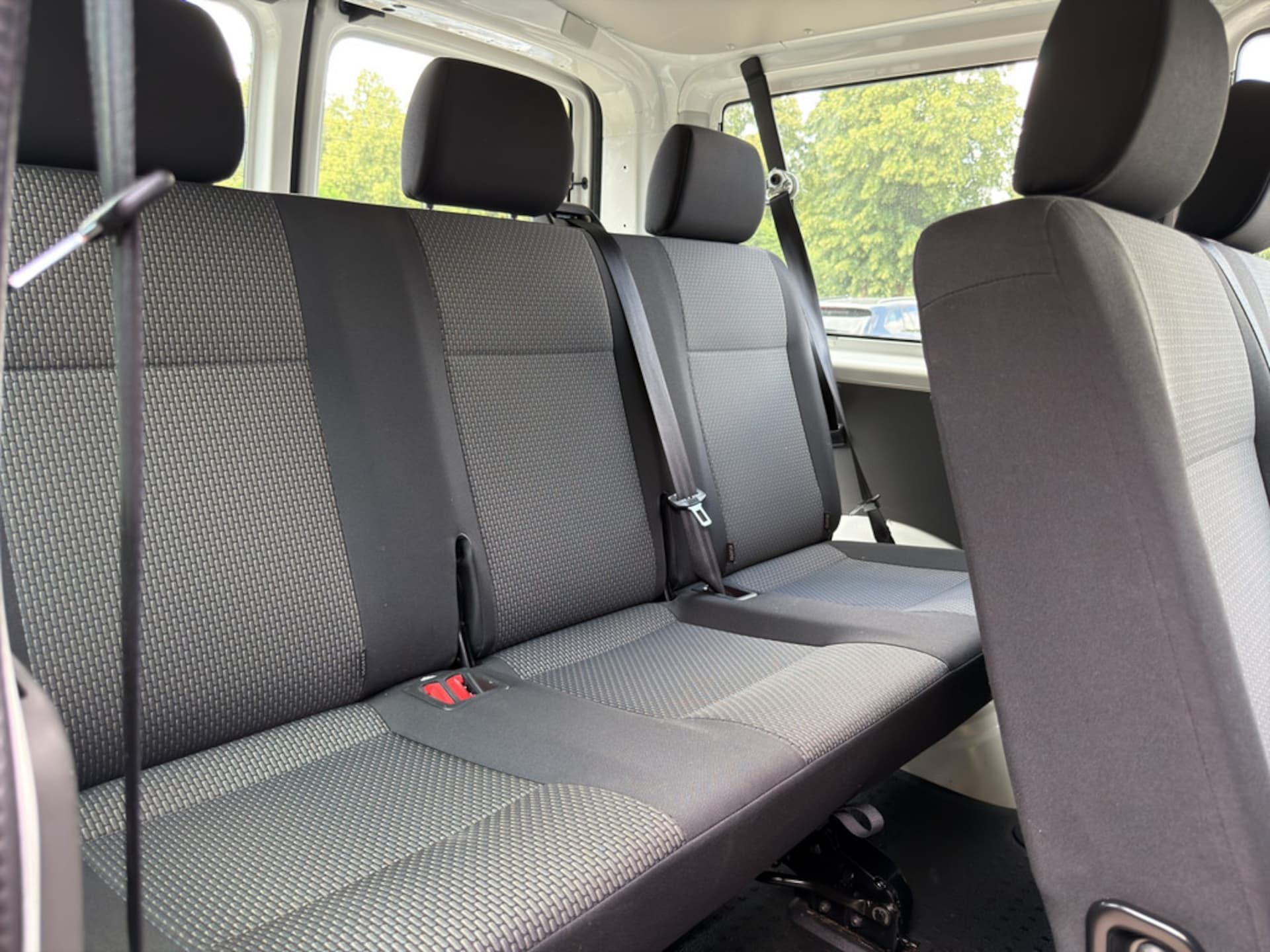 Volkswagen T6.1 Transporter Kombi kurzer Radstand