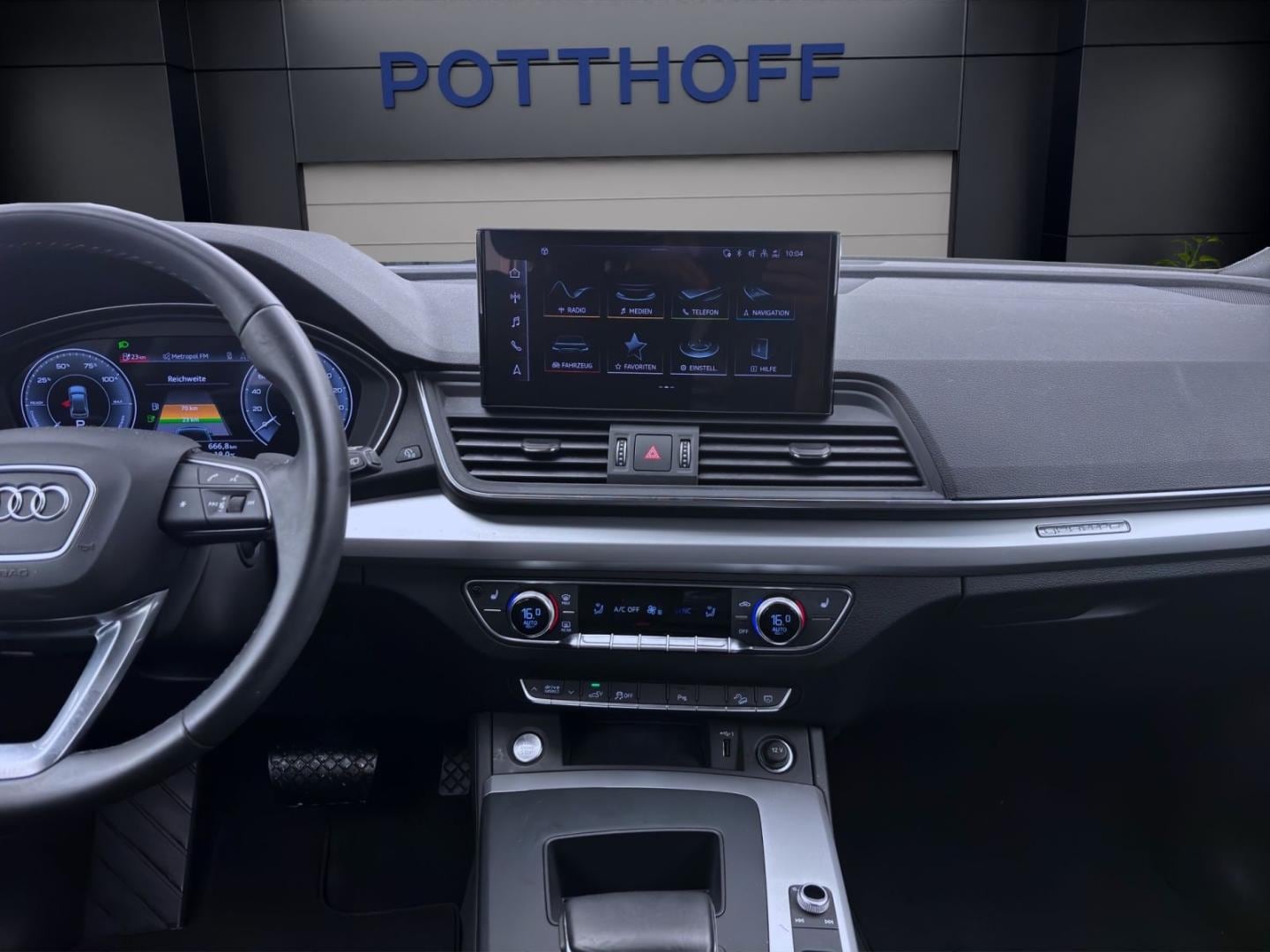 Bild über Audi Q5 TFSI e S line 55 TFSI e quattro S tronic - für weitere Informationen kontaktieren Sie den Audi Partner