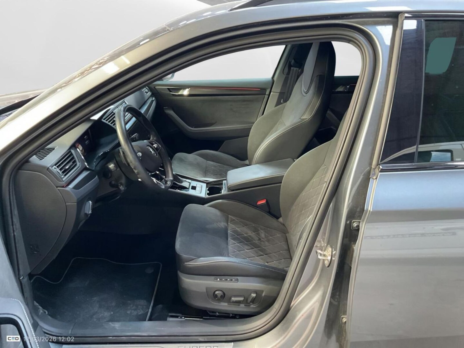 Škoda Superb Combi – Bild 6