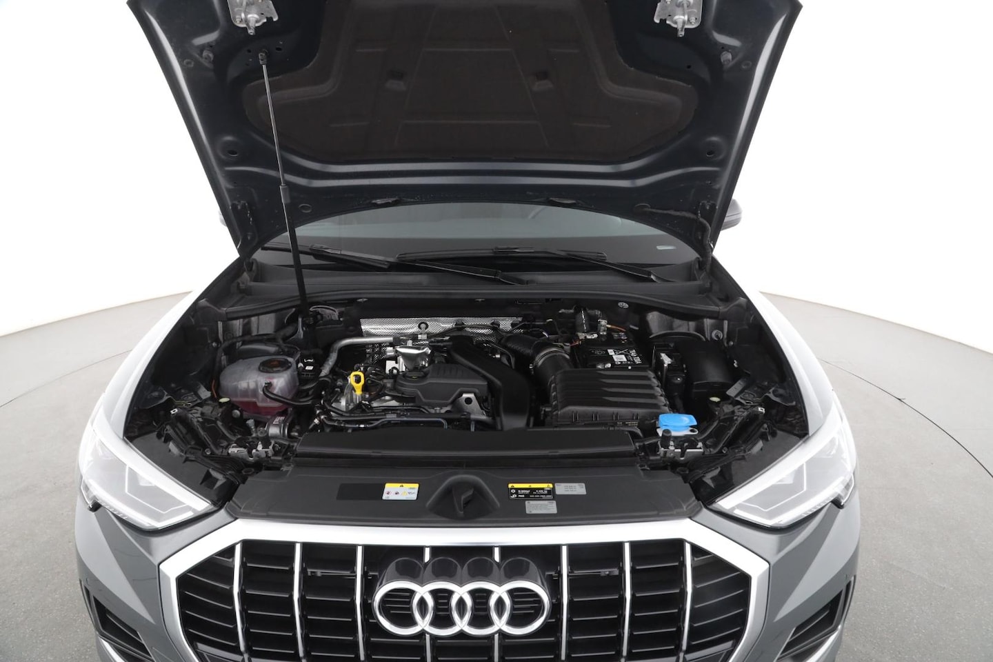 Bild über Audi Q3 TFSI 110 kW S tronic - für weitere Informationen kontaktieren Sie den Audi Partner