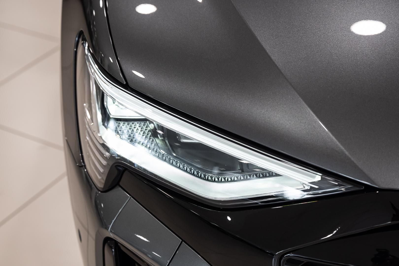 Image about Audi Q8 e-tron 55 e-tron quattro Launch Edition 300,00 kW