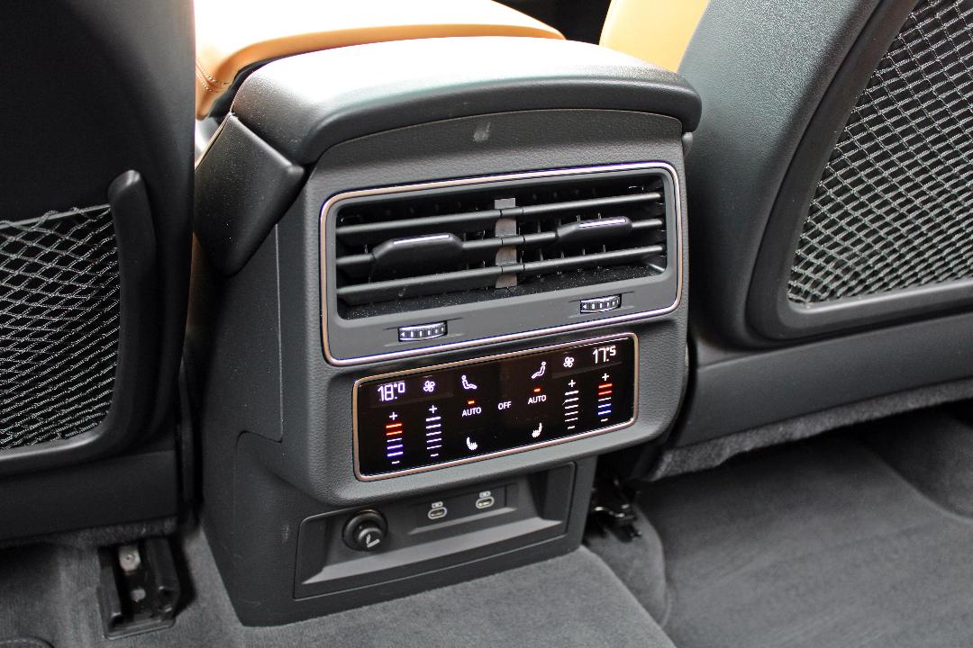 Image about Audi RS Q8 TFSI quattro tiptronic