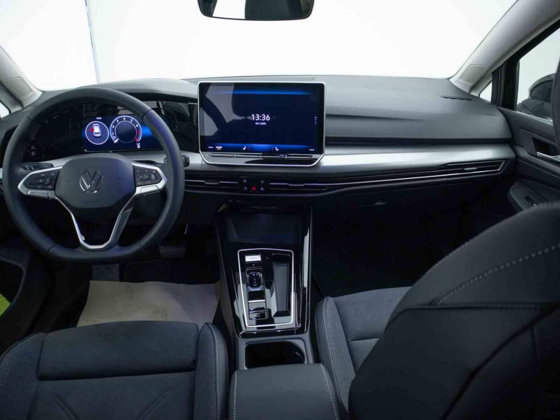 Volkswagen Golf Style