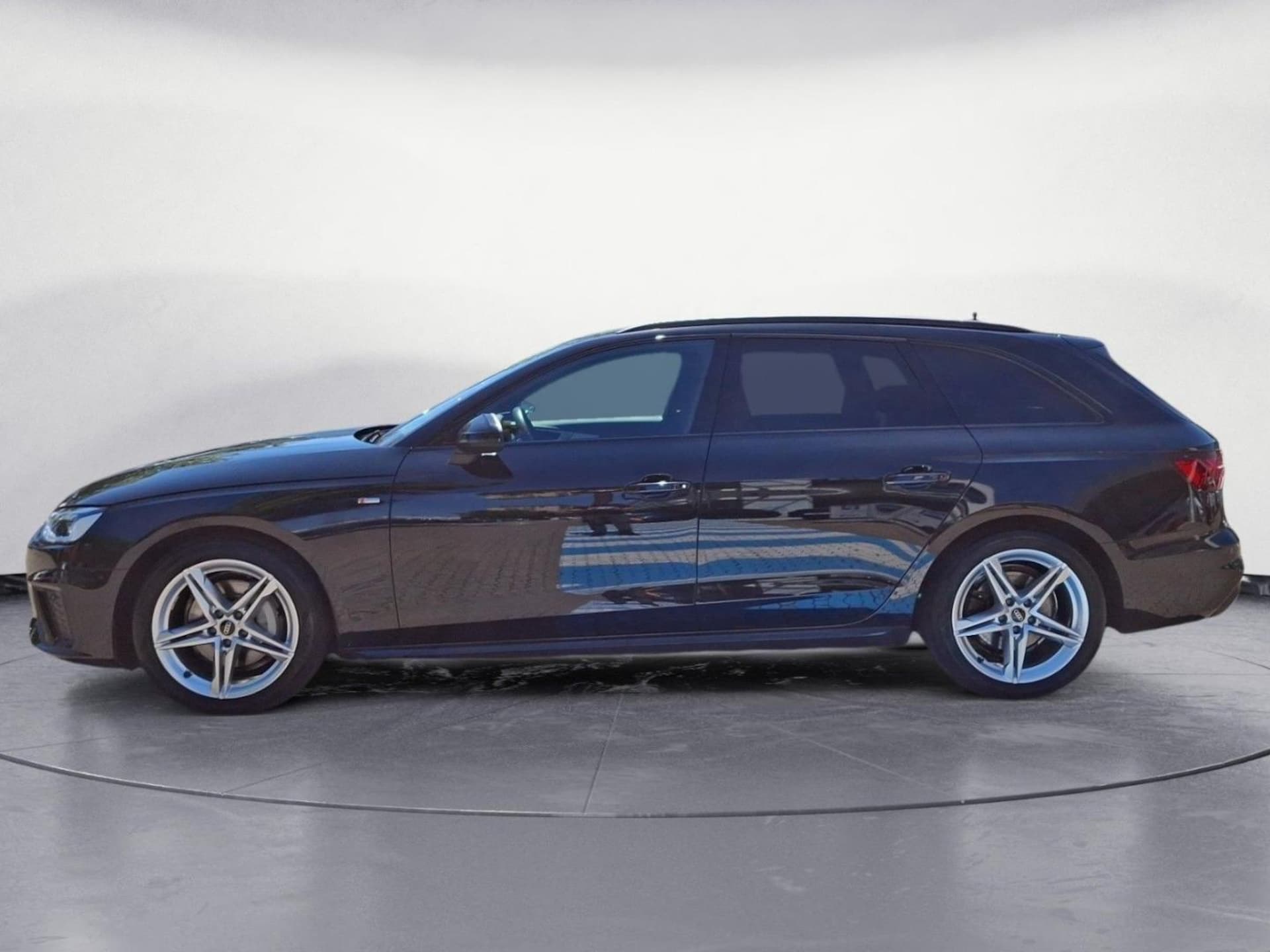 Audi A4 Avant S line