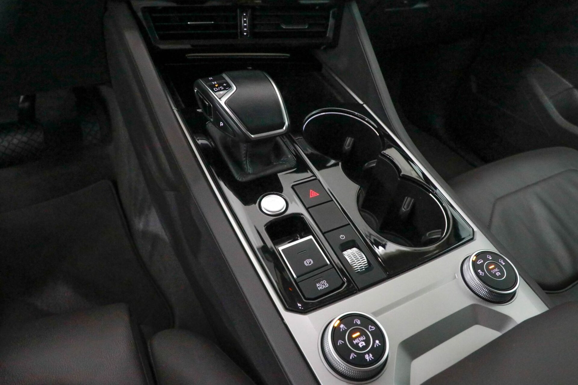 Volkswagen Touareg Atmosphere