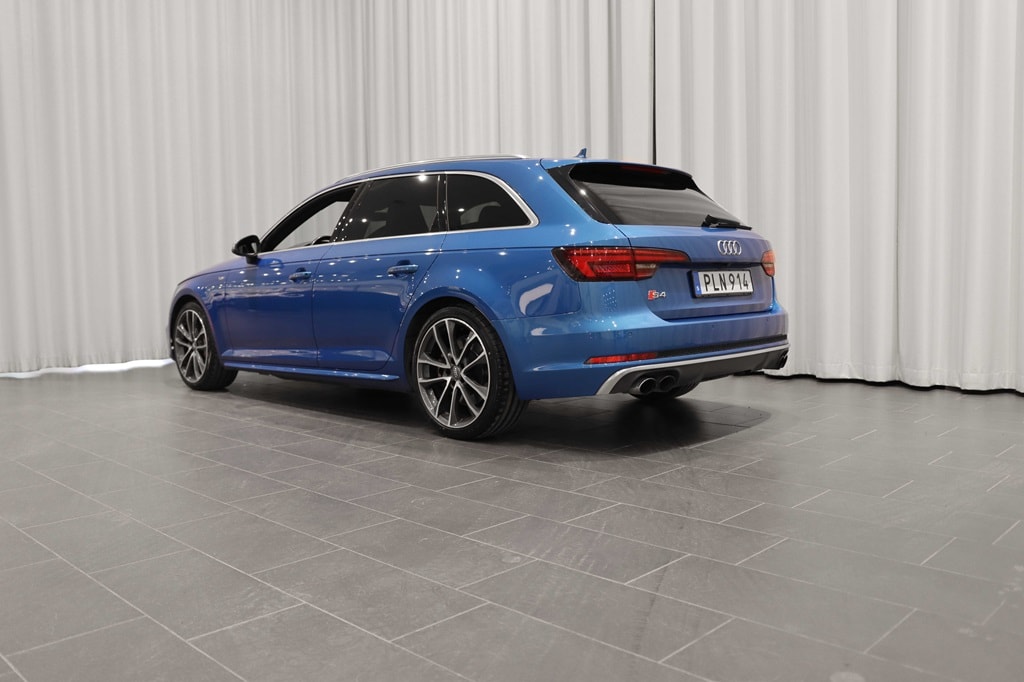 Bild som visar Audi S4 Avant S4 Avant 3.0 TFSI quattro 354 hk tiptronic - för mer information kontakta din Audi Partner